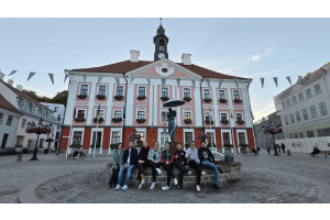 Florbalistky FLORBAL HS a studentky OBAKA na cestách: Sabina a Bára o Erasmu v Estonsku